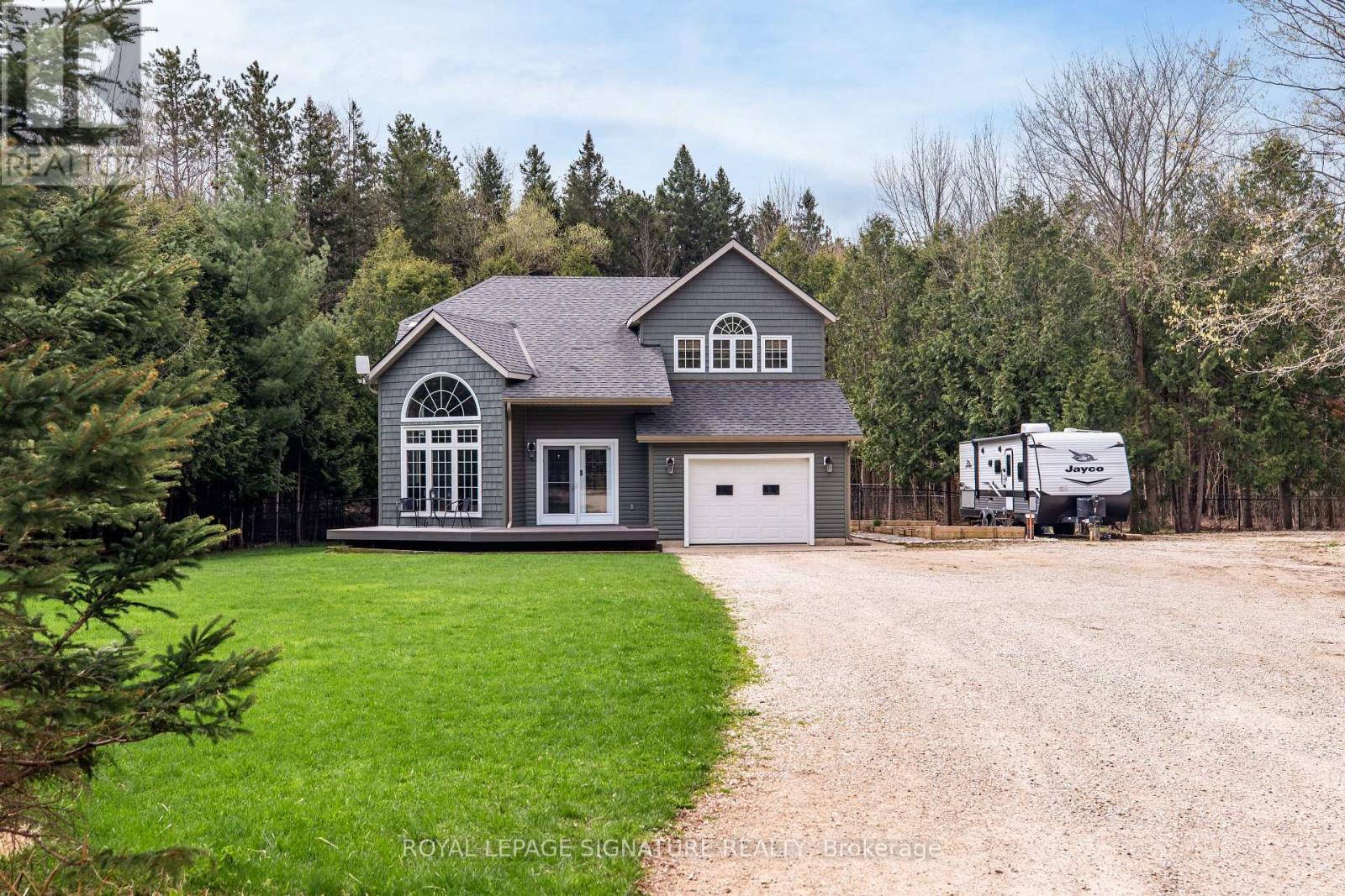 Detached at 777320 HIGHWAY 10, Chatsworth