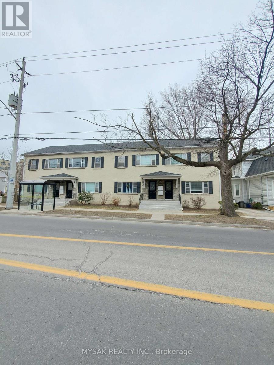 Multiplex at 32-38 WELLAND AVENUE, St. Catharines (Downtown)