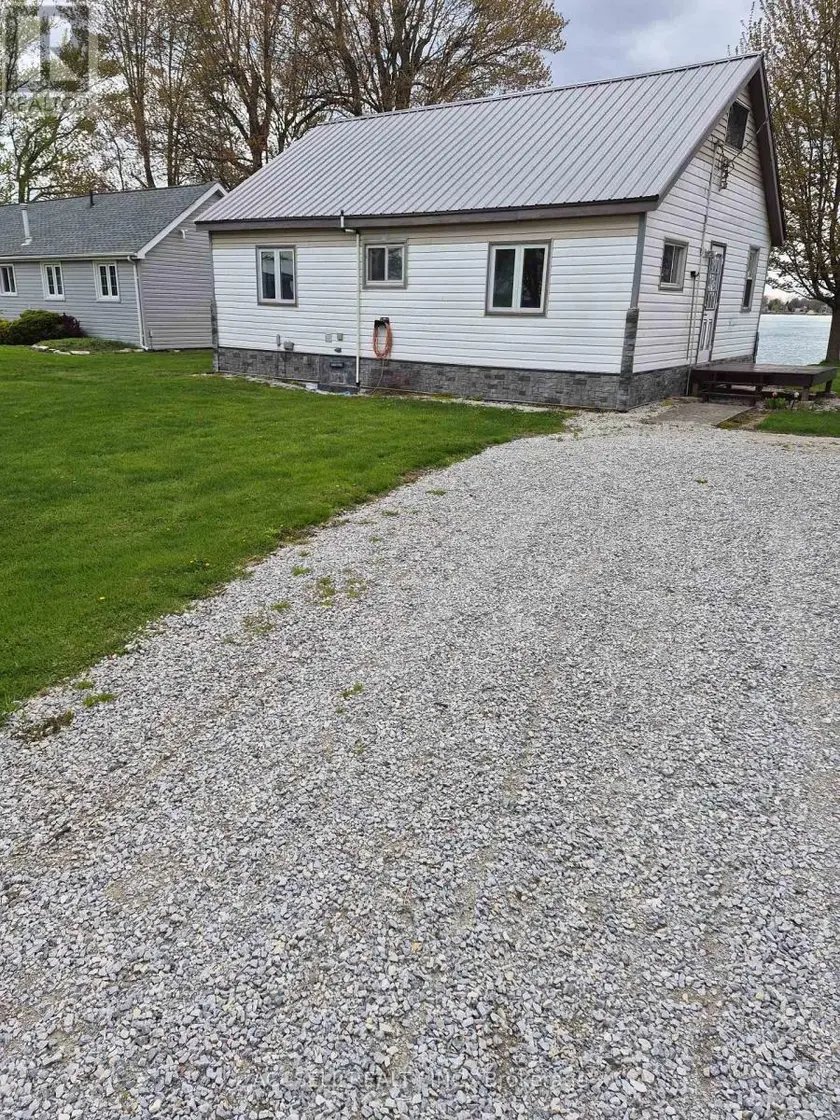 Detached at 3053 ST CLAIR PARKWAY, St. Clair