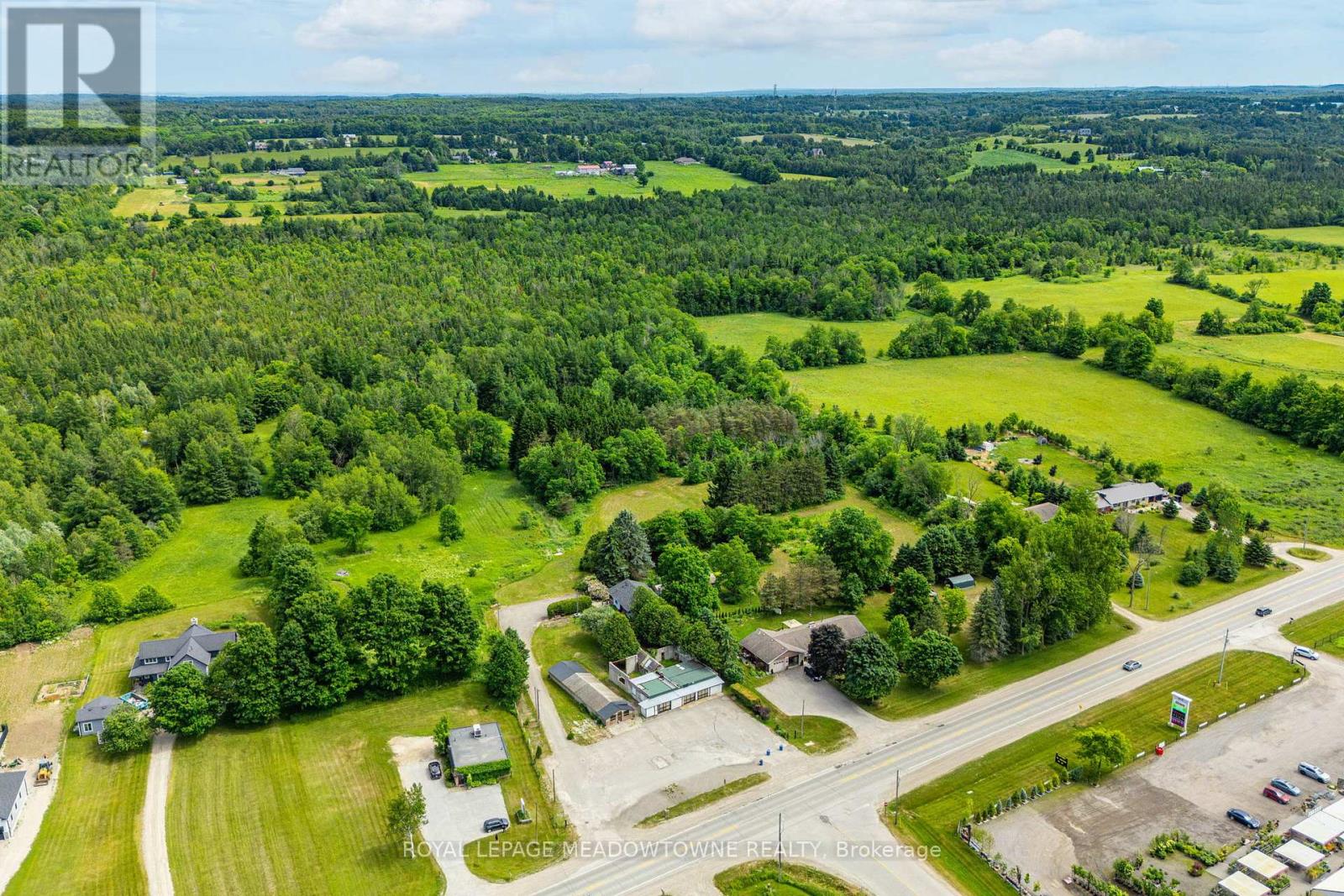 Detached at 9483 WELLINGTON RD 124, Erin