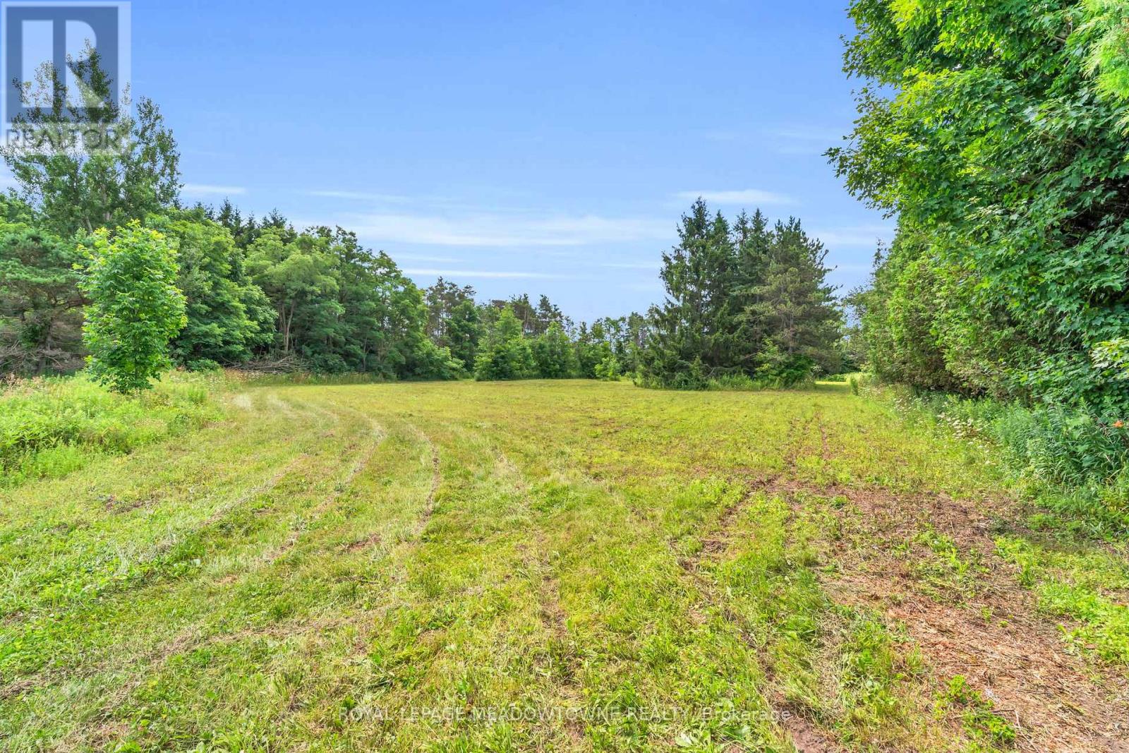 Detached at 9483 WELLINGTON RD 124, Erin