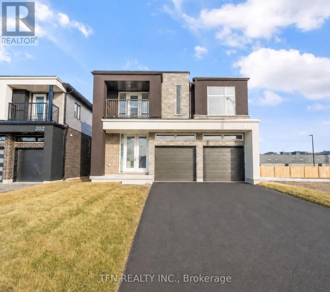 Detached at 210 WELLANDVALE DRIVE, Welland (N. Welland)