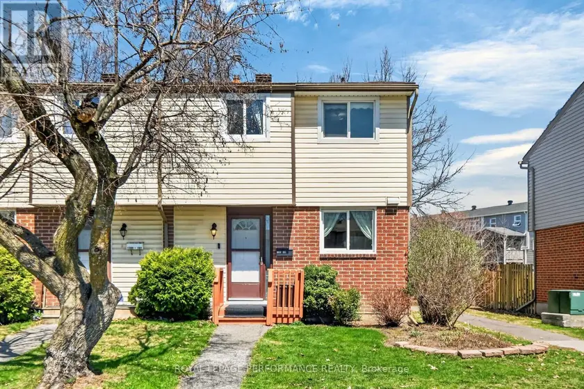 Townhouse at 108 - 1389 PALMERSTON DRIVE, Ottawa