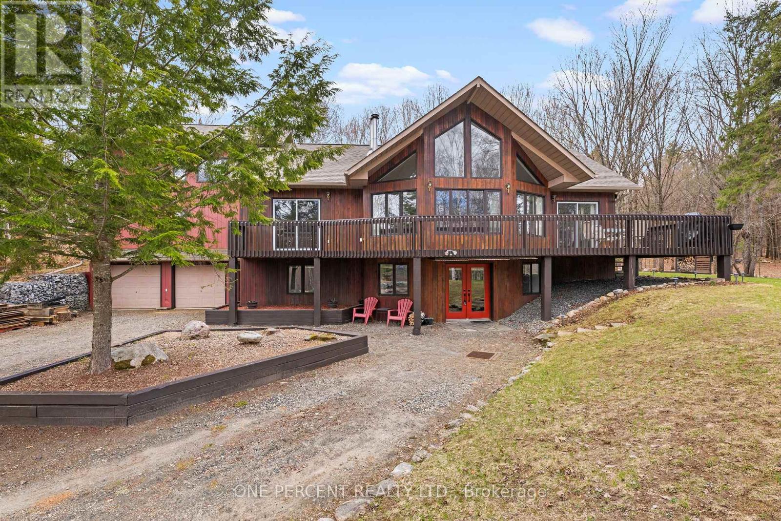 Detached at 1069 CHALET ROAD, Dysart et al (Guilford)