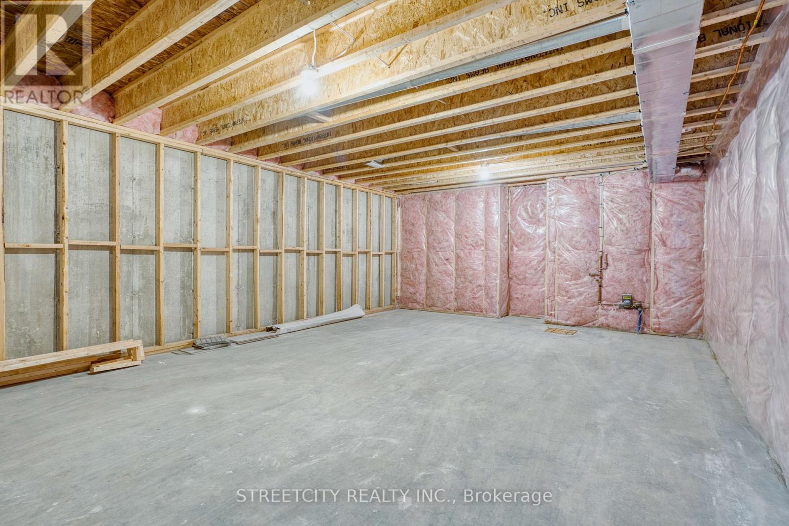 Townhouse at 39 - 2267 CALLINGHAM DRIVE, London