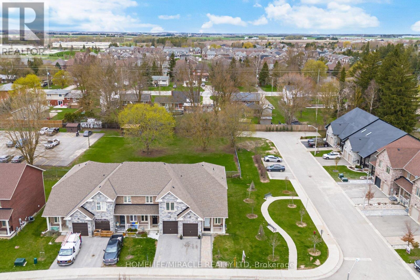 Townhouse at 169 BERKSHIRE DRIVE, Wellington North (Arthur)