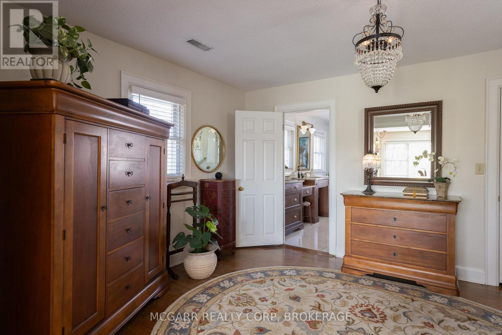 Detached at 62 HILLCREST AVENUE, St. Catharines