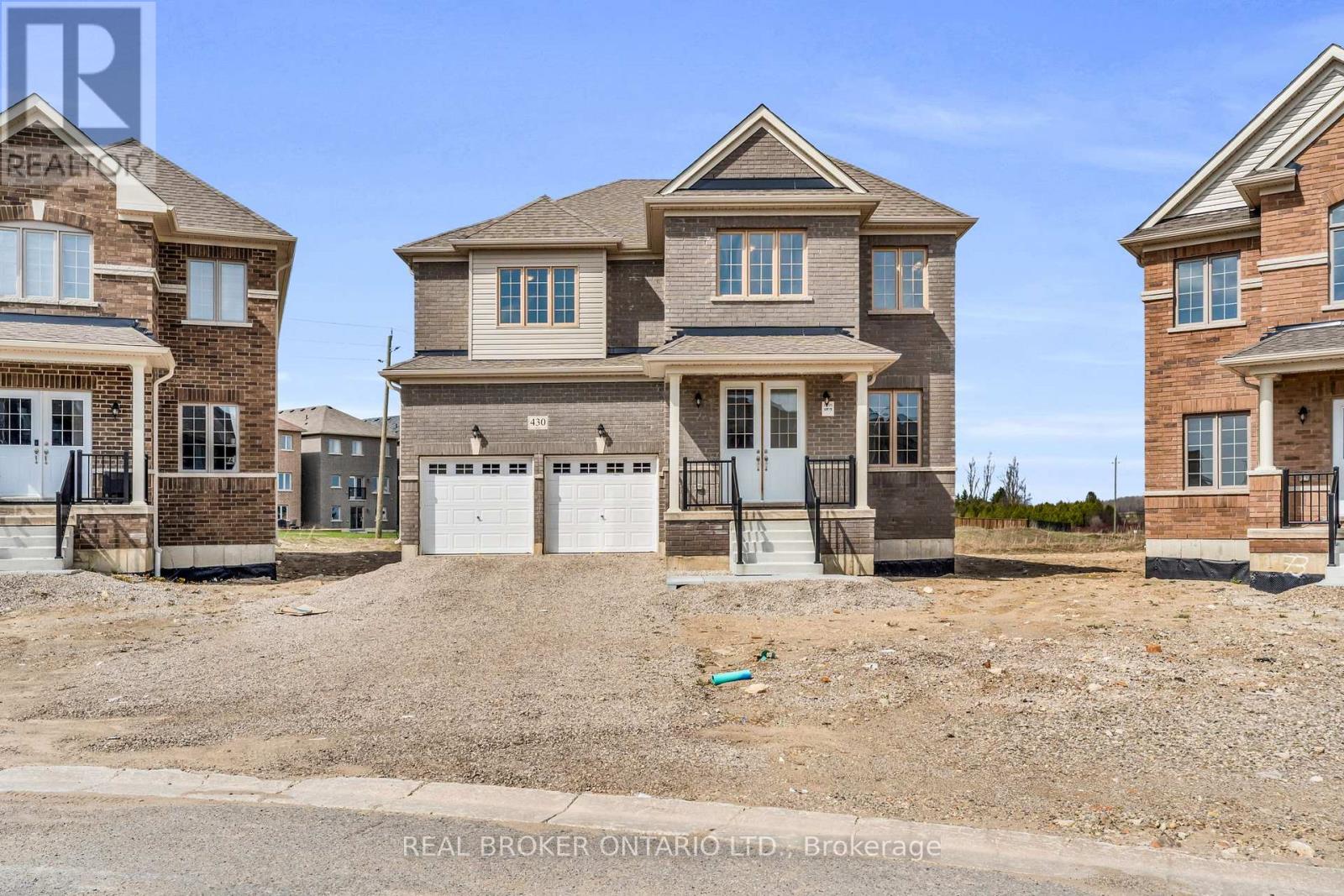 Detached at 430 VANDUSEN AVENUE, Southgate