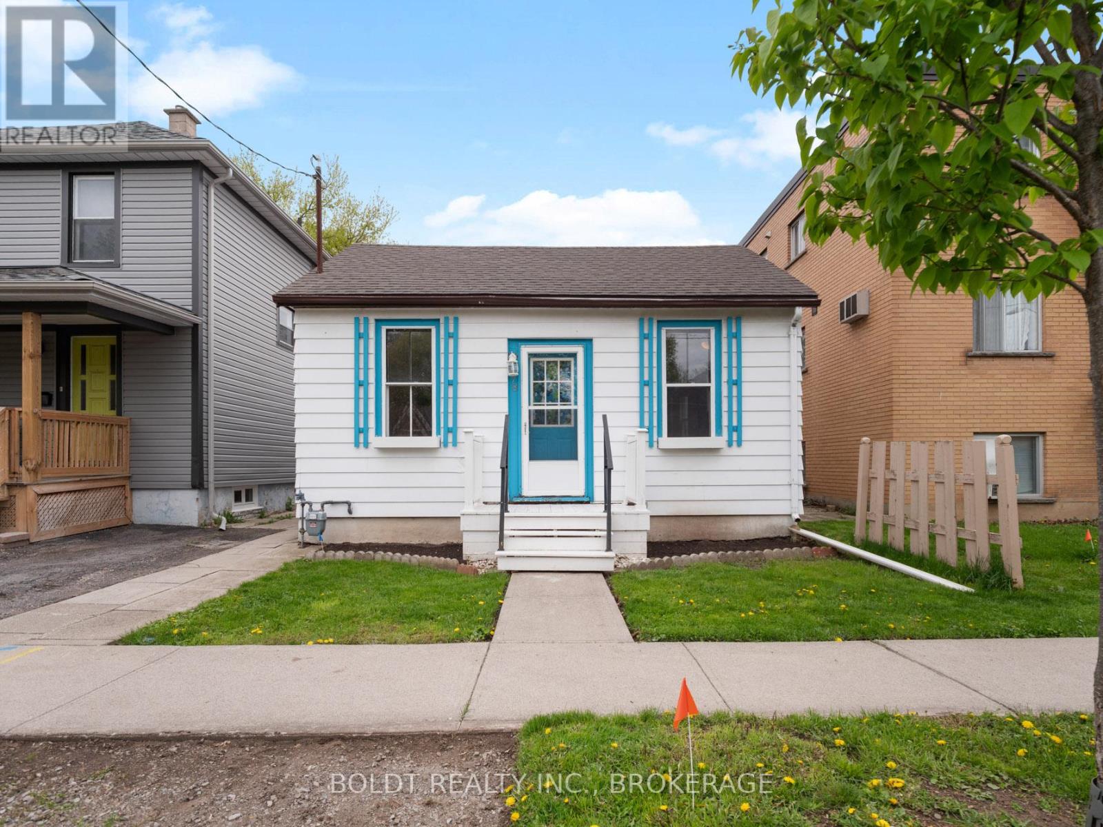 Detached at 78 MAPLE STREET, St. Catharines (Downtown)