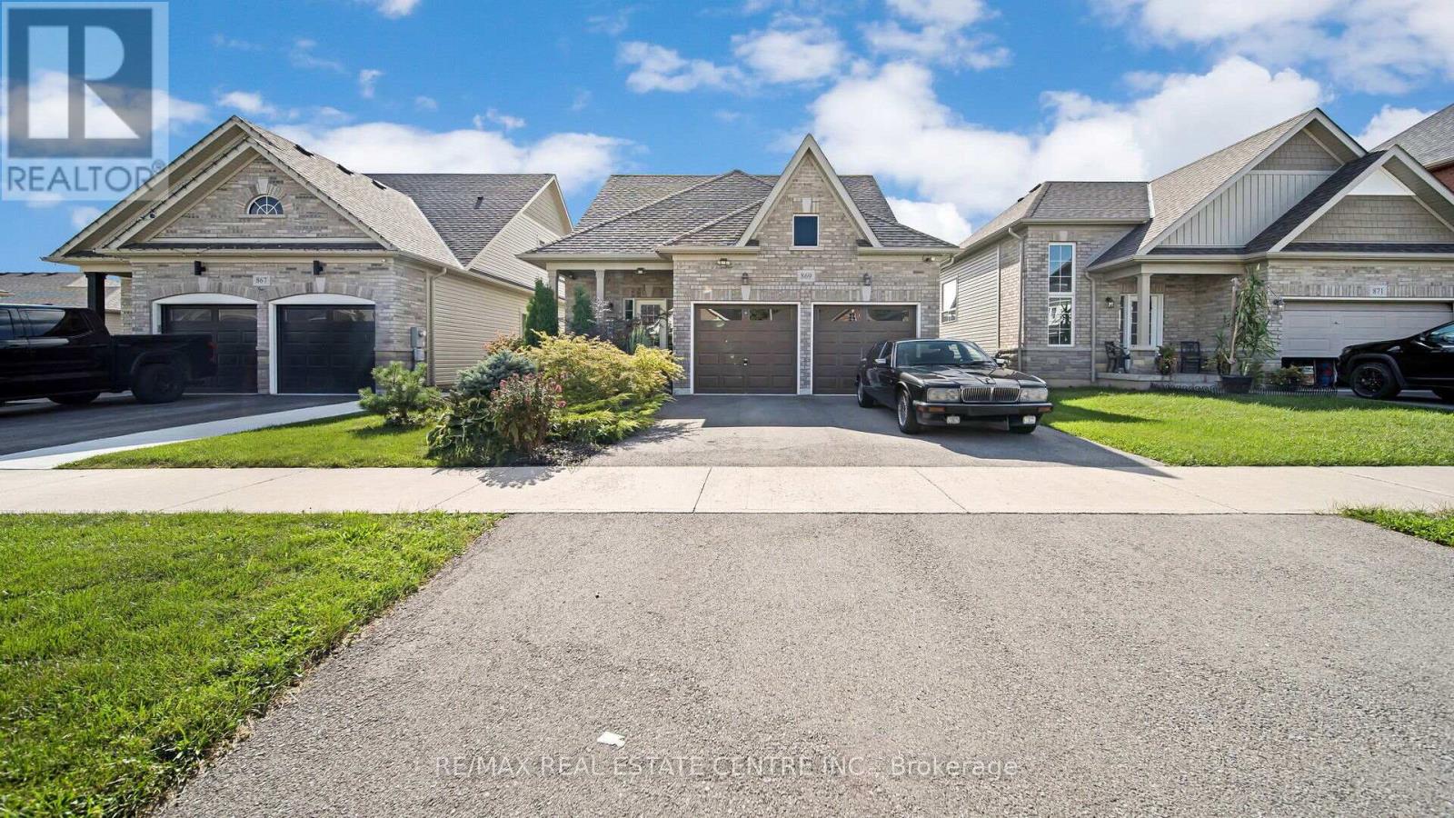 Detached at 869 BURWELL STREET, Fort Erie (Lakeshore)