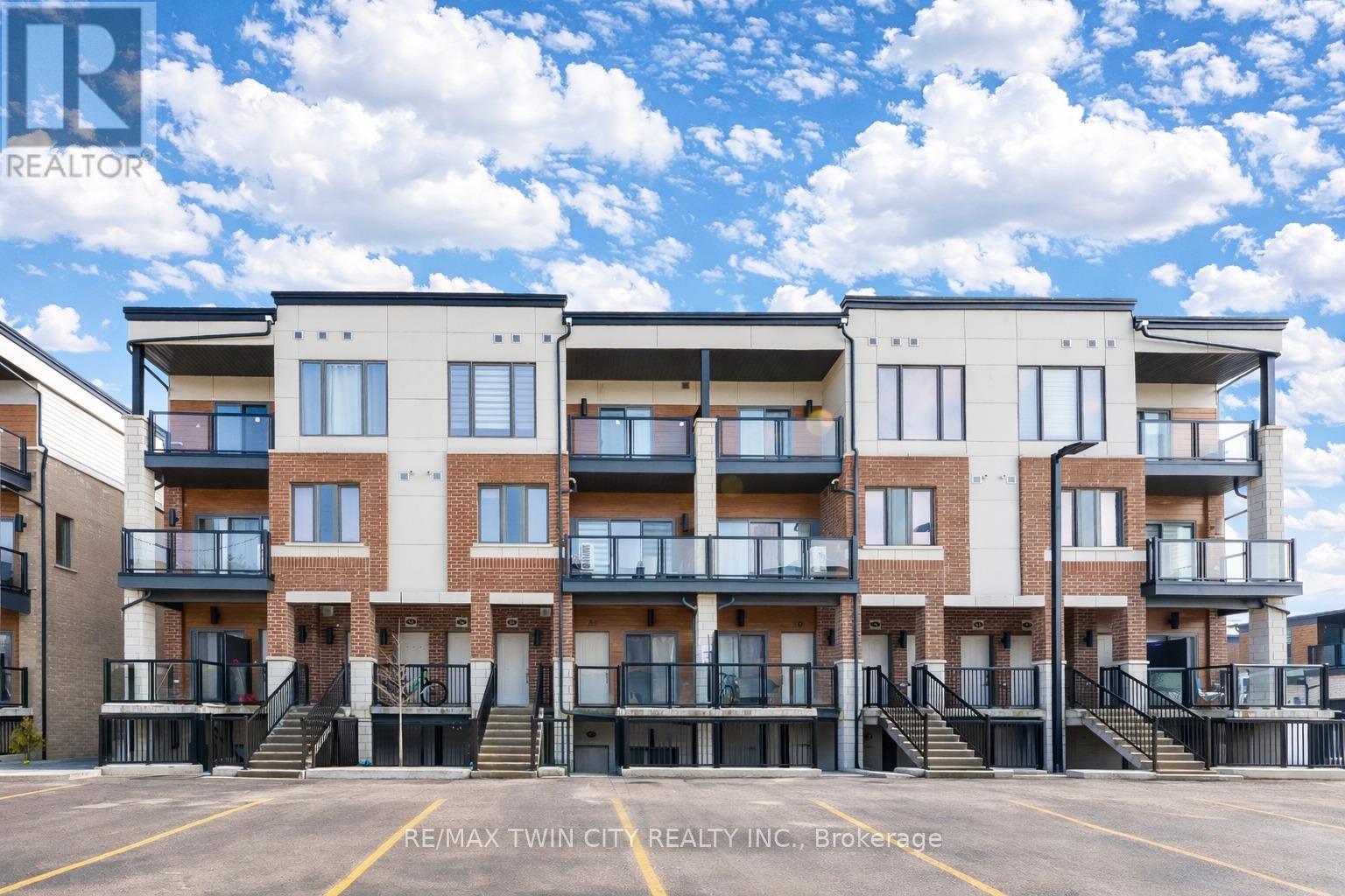 Townhouse at 87 - 25 ISHERWOOD AVENUE, Cambridge