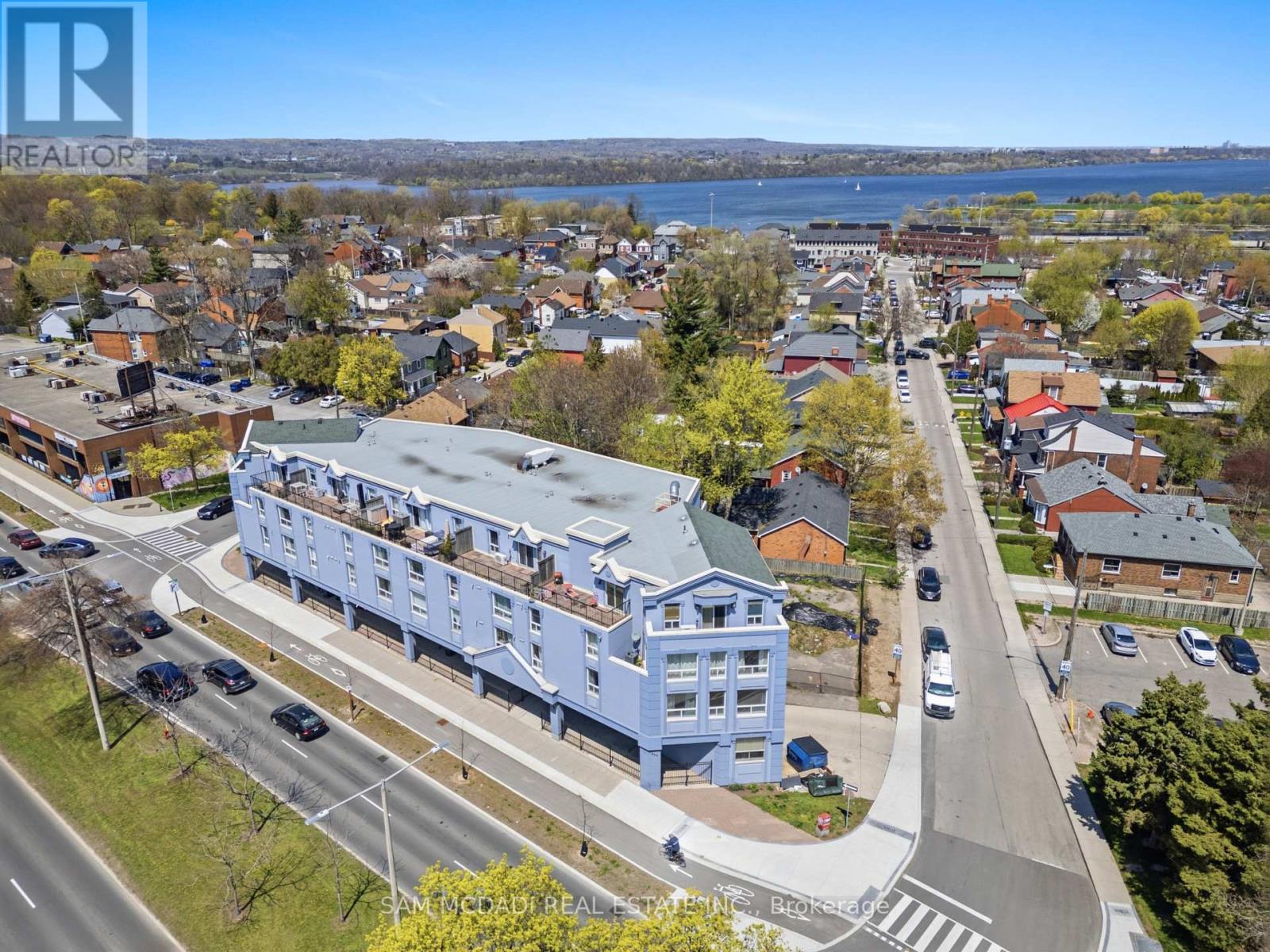 Apartment at 201 - 400 YORK BOULEVARD, Hamilton (Strathcona)
