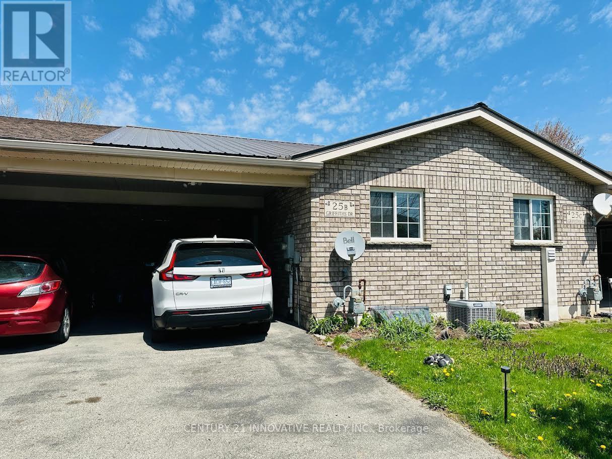 Townhouse at B - 25 GRIFFITHS DR DRIVE, Brant (Paris)