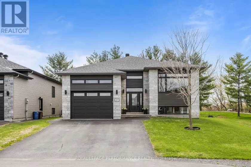 Detached at 27 RICHER STREET, North Stormont