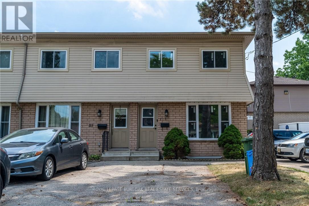 Townhouse at 16 - 117 BONAVENTURE DRIVE, Hamilton (Gilbert)
