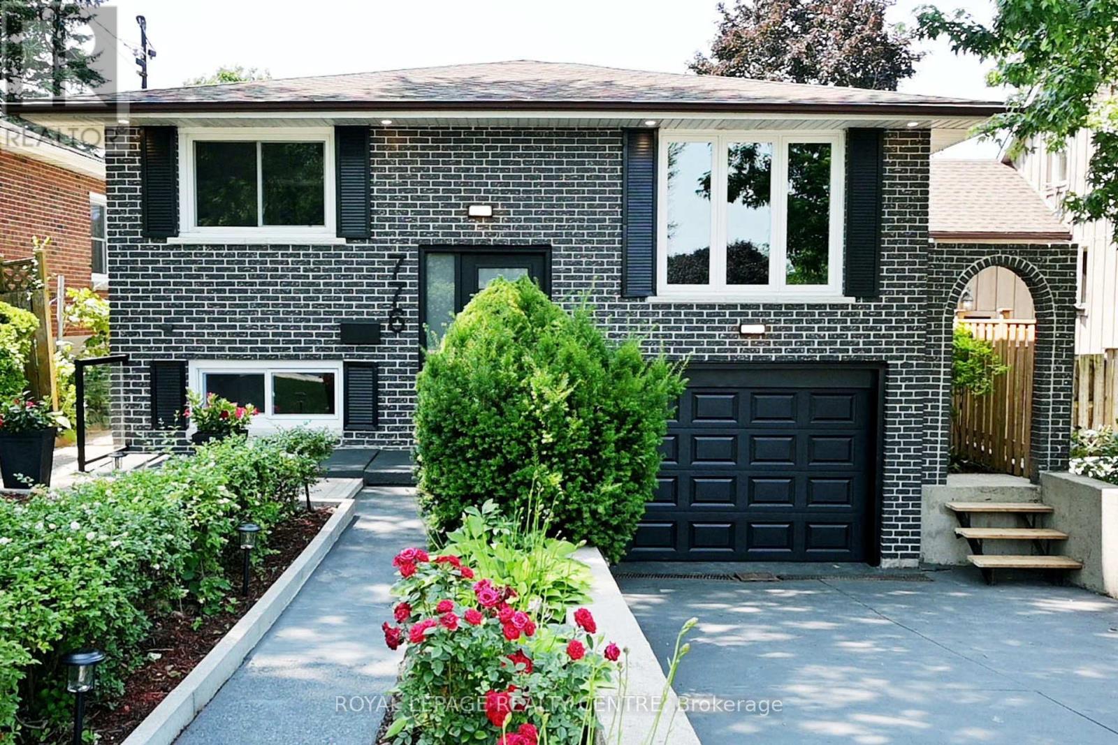Detached at 776 GARTH STREET, Hamilton (Westcliffe)