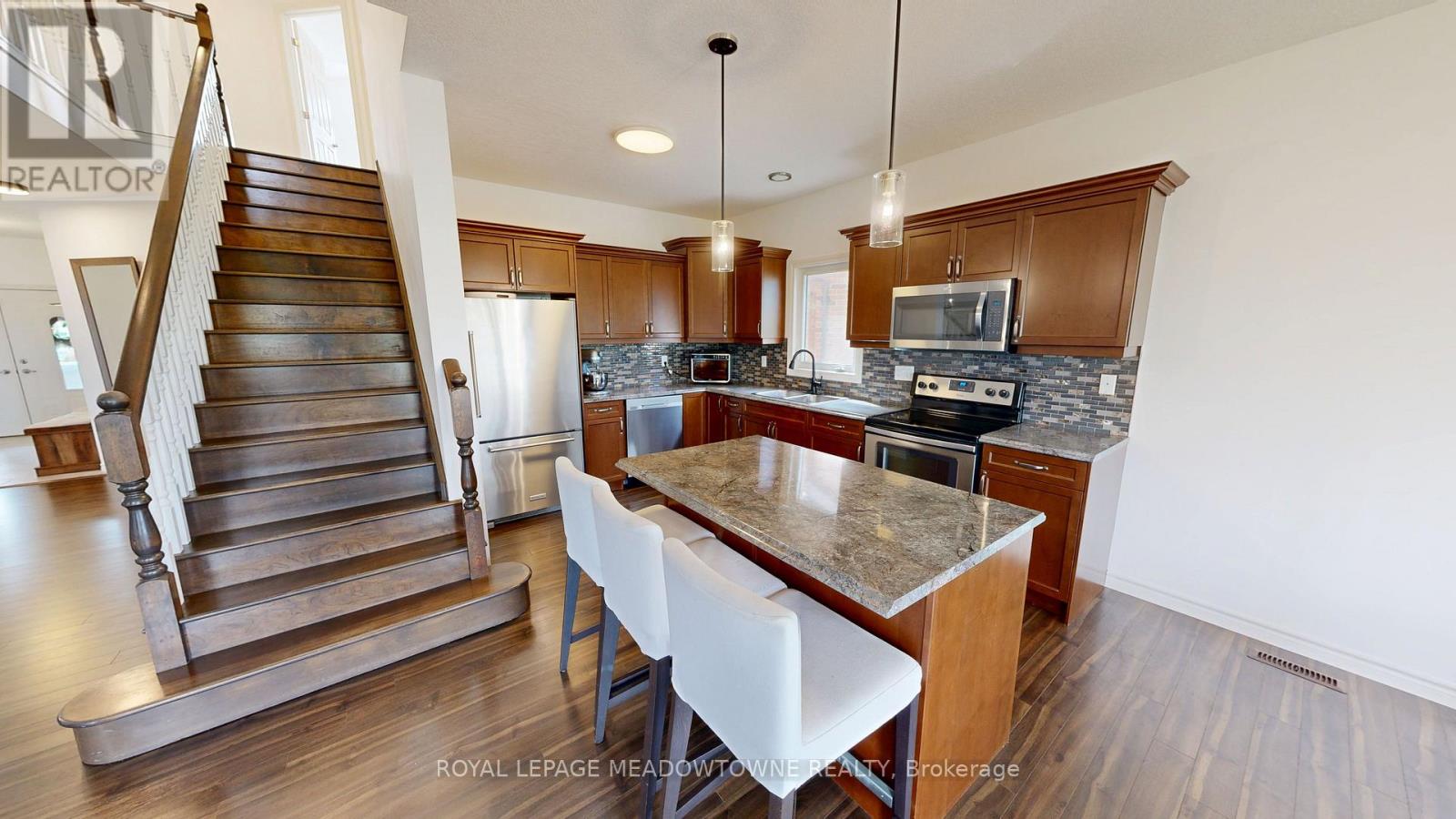 Detached at 30 JACKLIN COURT, Central Elgin