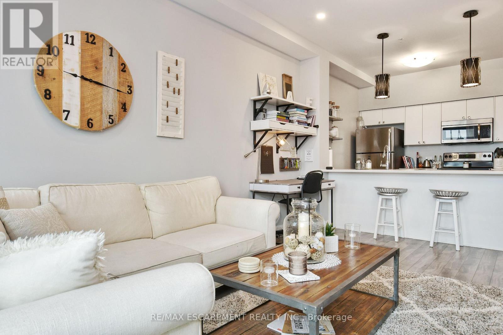 Apartment at 903 - 112 KING STREET E, Hamilton