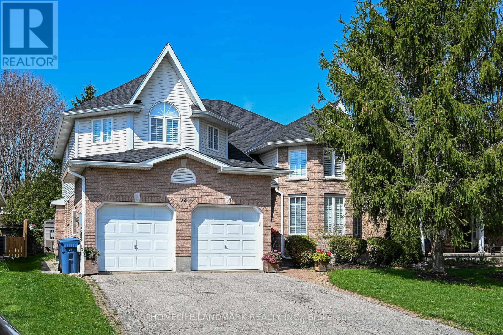 Detached at 98 PHEASANT RUN DRIVE, Guelph (Kortright Hills)