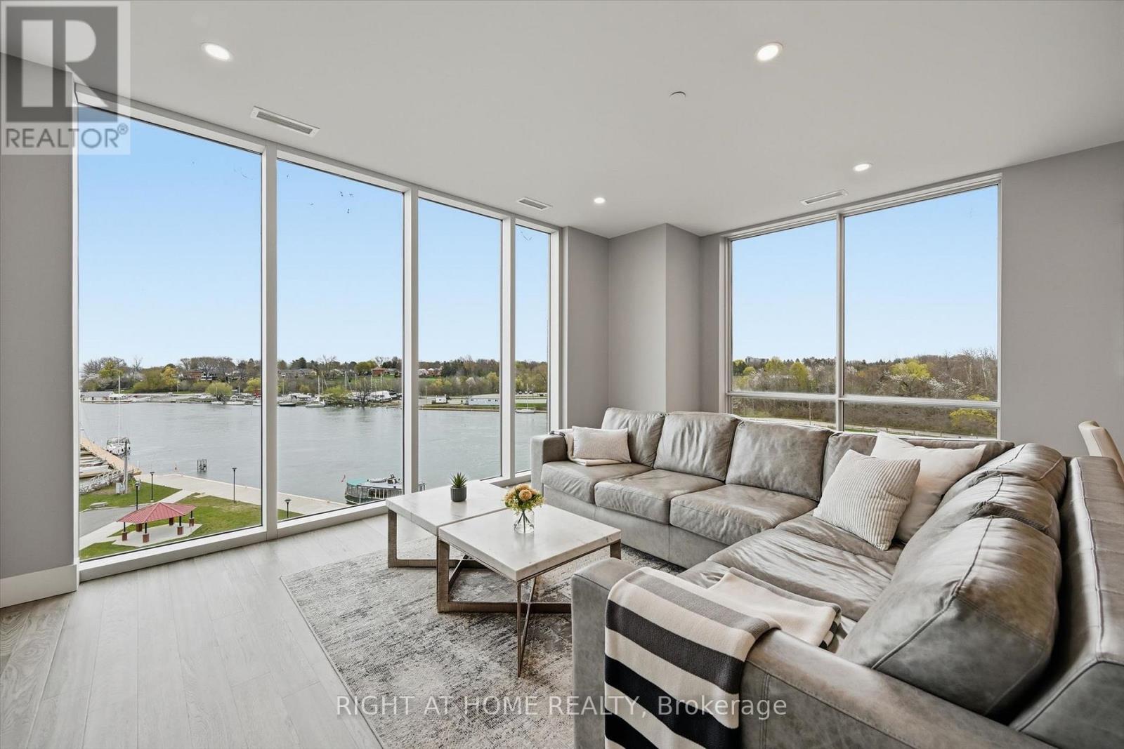 Apartment at 502 - 57 LAKEPORT ROAD, St. Catharines (Port Dalhousie)