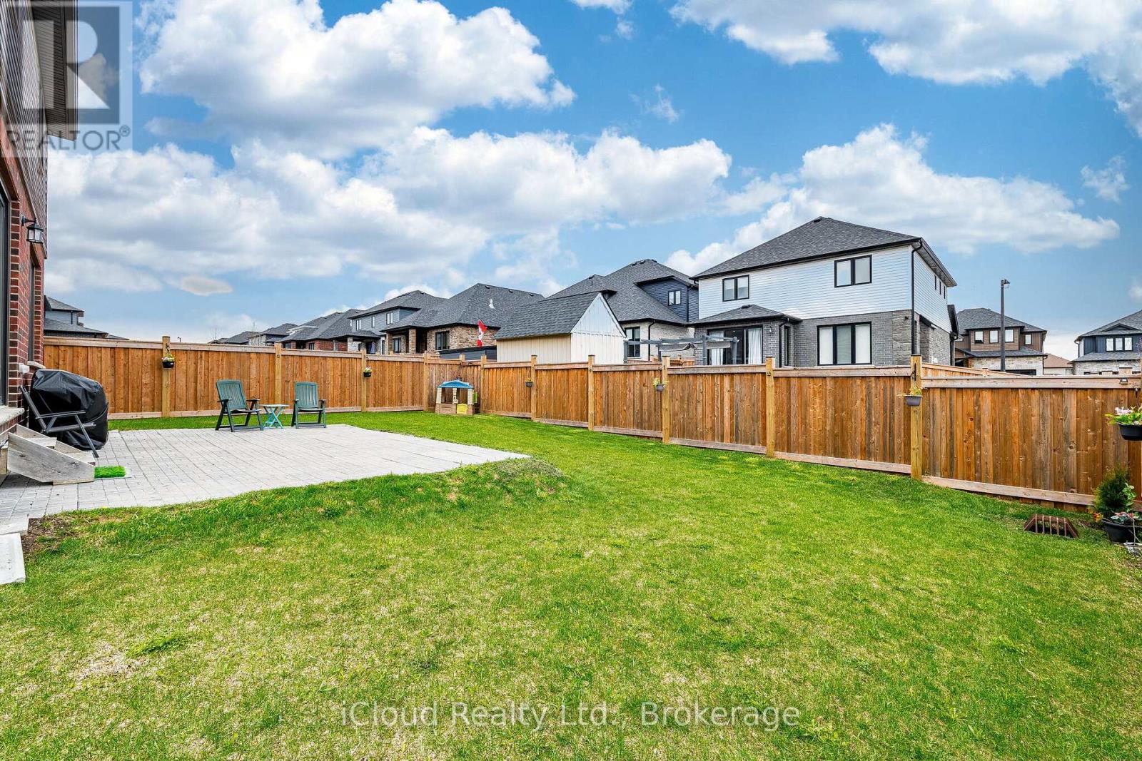 Detached at 1 LANG LANE, East Luther Grand Valley