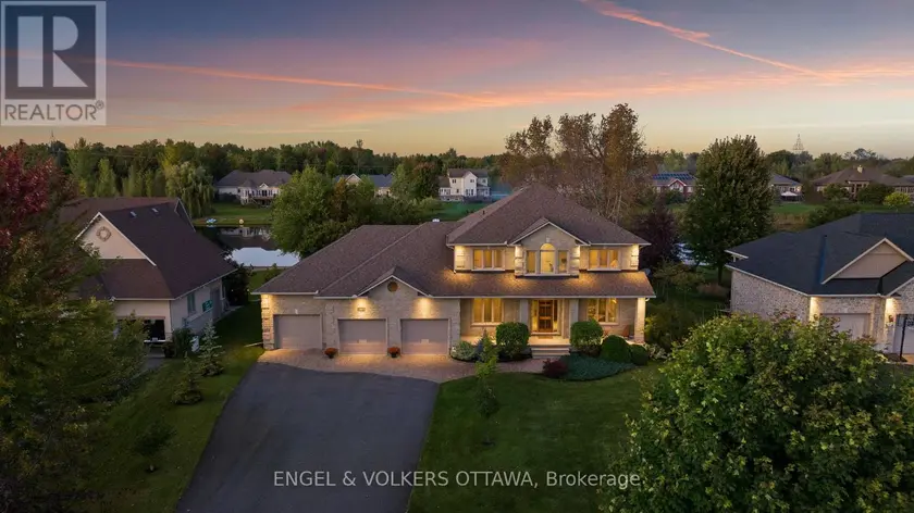 Detached at 6808 SUNCREST DRIVE, Ottawa