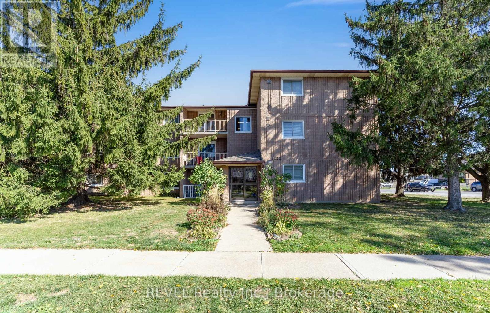 Apartment at 305 - 5222 PORTAGE ROAD, Niagara Falls (Cherrywood)