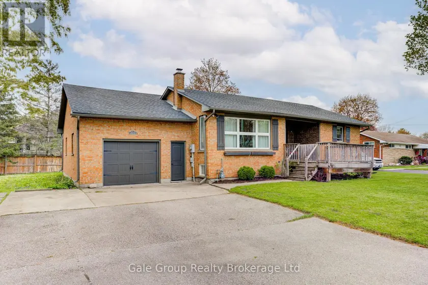 Detached at 222 CAVERLY ROAD S, Aylmer