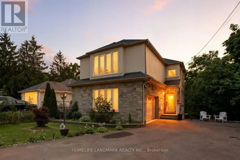 Detached at 38 WOODROW STREET, St. Catharines