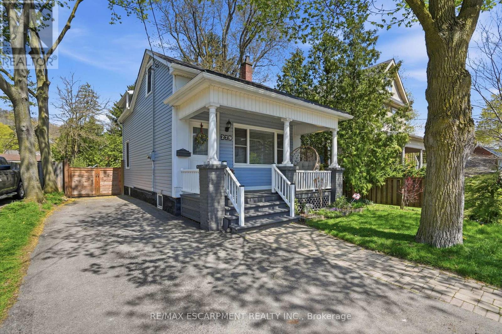 Detached at 279 PARK STREET W, Hamilton (Dundas)