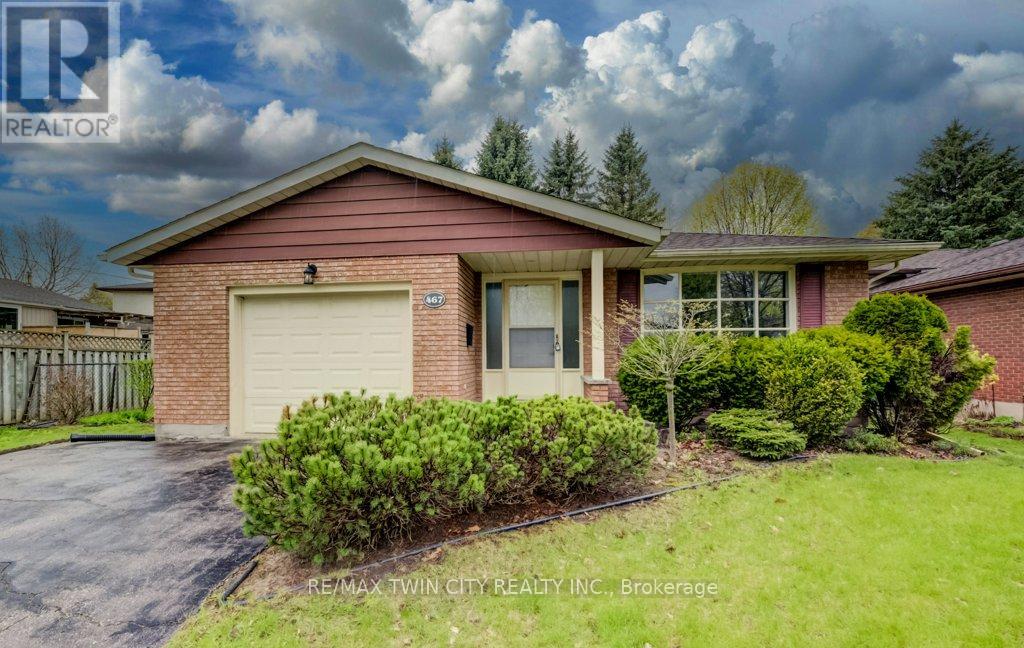 Detached at 467 REDFOX ROAD, Waterloo