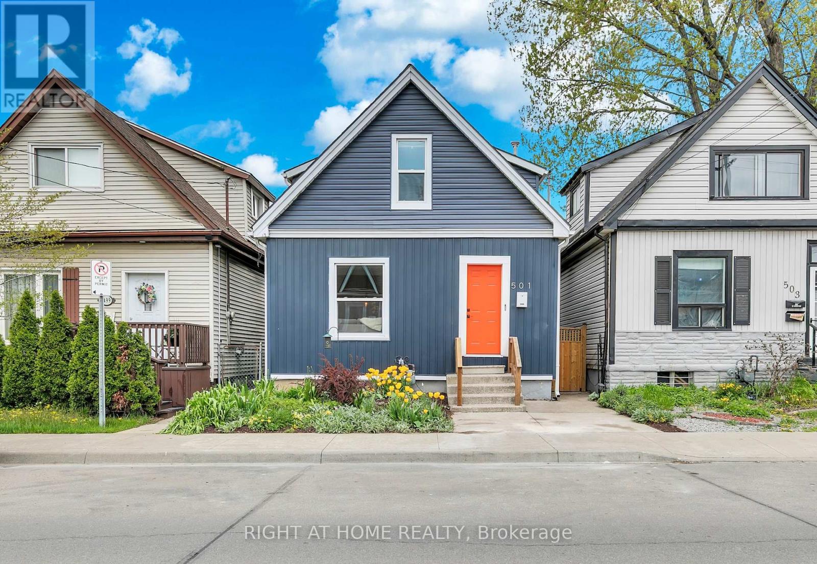 Detached at 501 FERGUSON AVENUE N, Hamilton (North End)