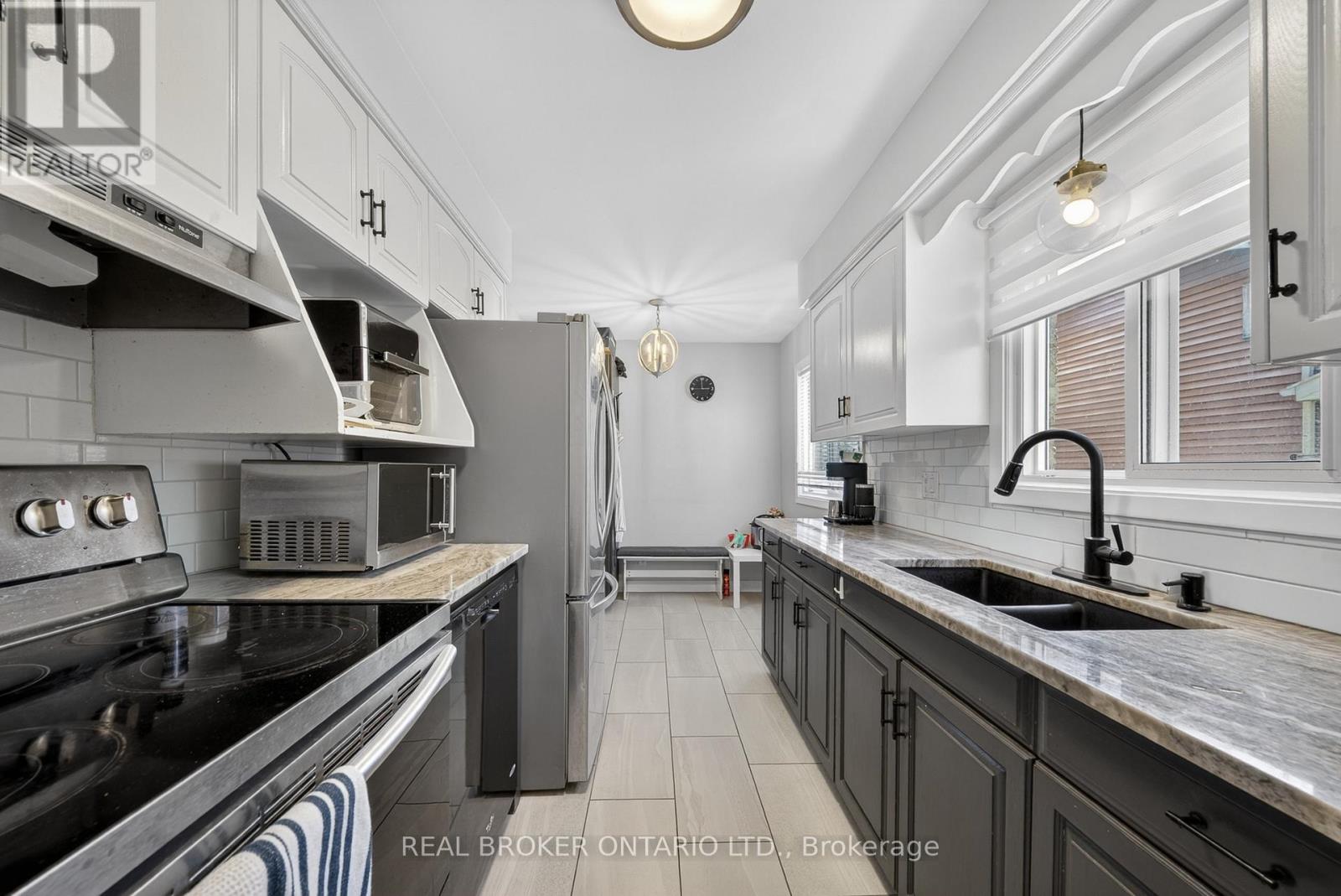 Semi-Detached/Link at 136 ROCKWOOD AVENUE, St. Catharines