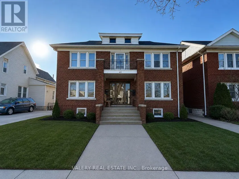Multiplex at 4 - 1093 HOWARD AVENUE, Windsor