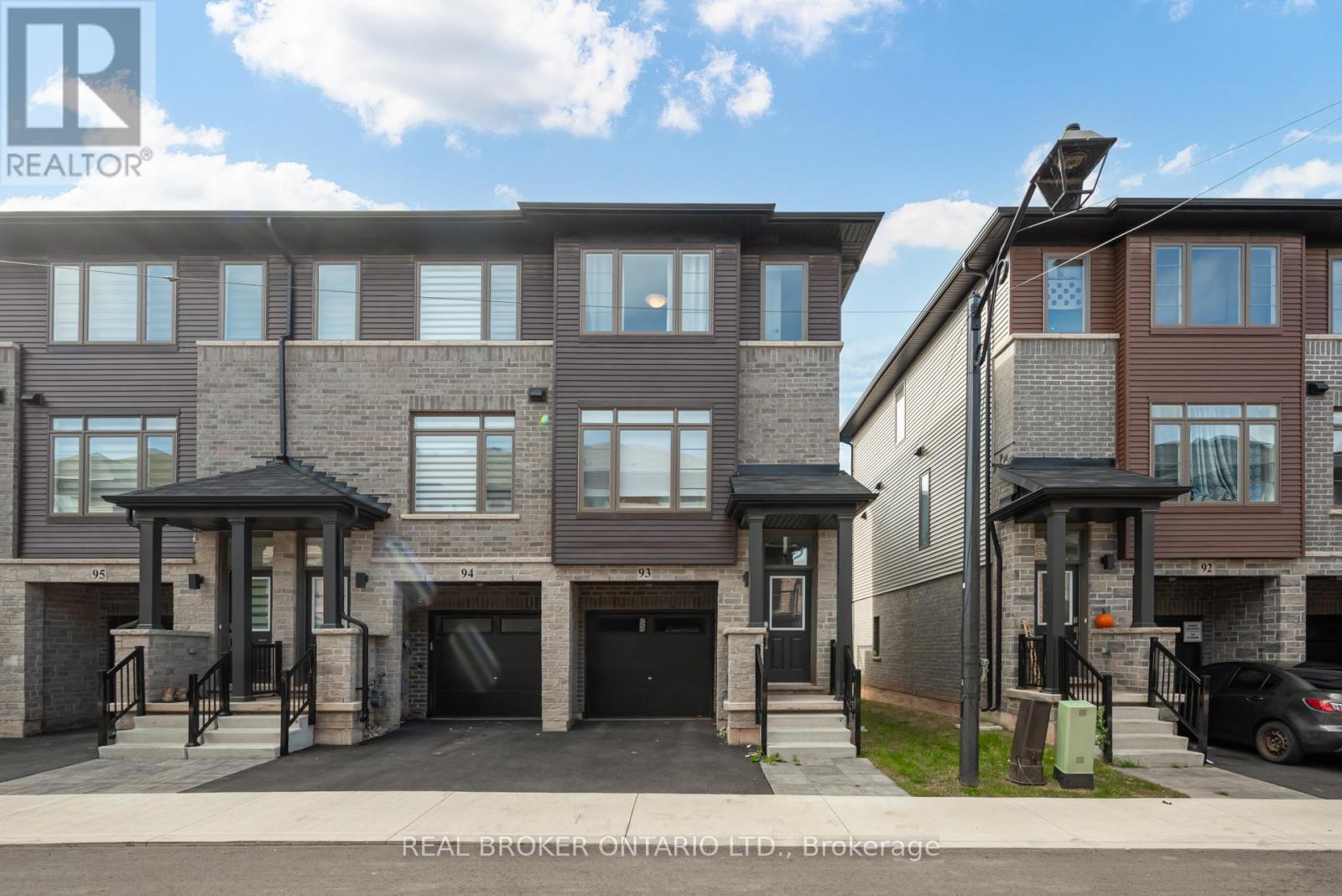 Townhouse at 93 - 575 WOODWARD AVENUE, Hamilton (Parkview)