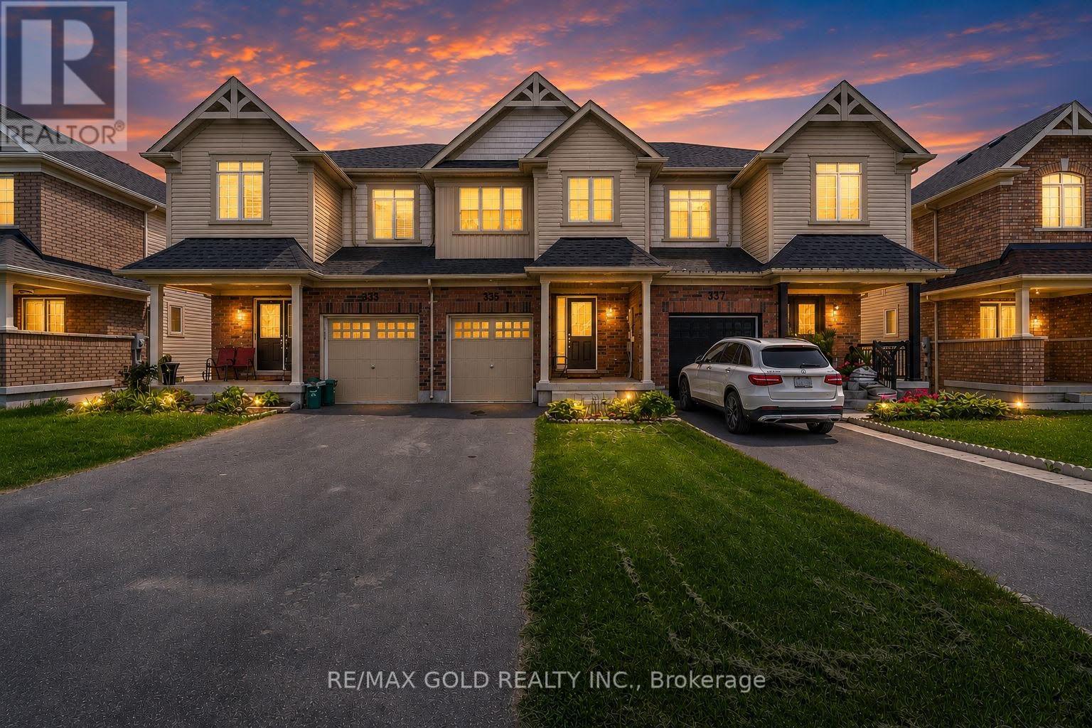 Townhouse at 335 STEWART STREET, Shelburne