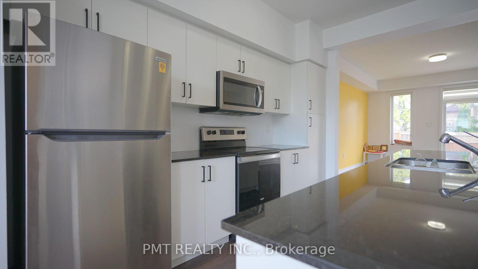 Townhouse at 39 - 350 RIVER ROAD, Cambridge