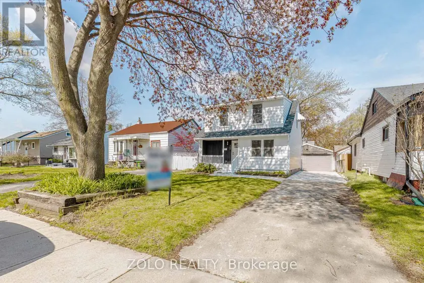 Detached at 283 IVON AVENUE W, Hamilton