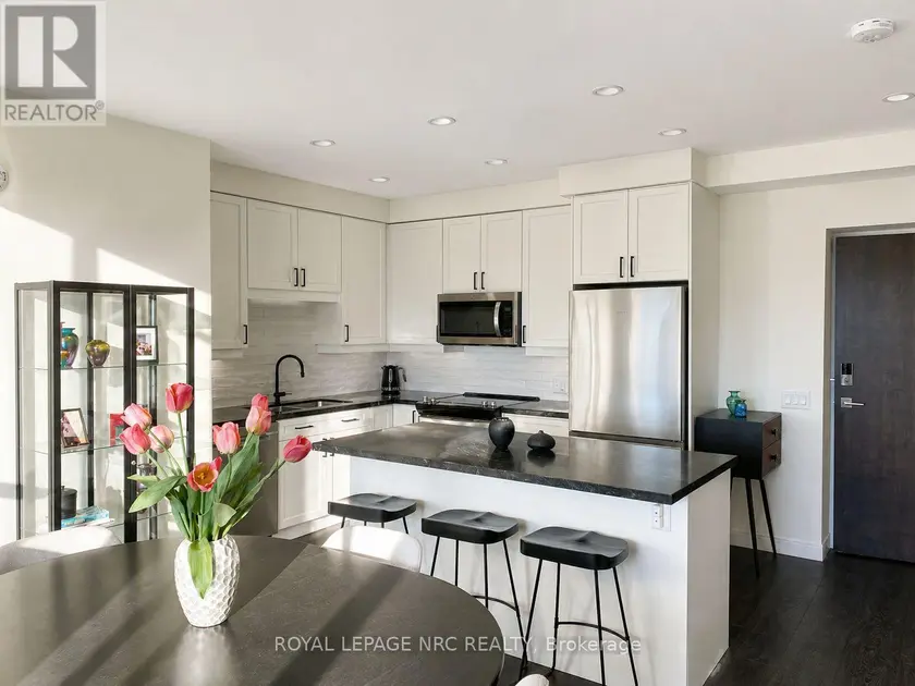 Apartment at 604 - 118 WEST STREET, Port Colborne (Sugarloaf)