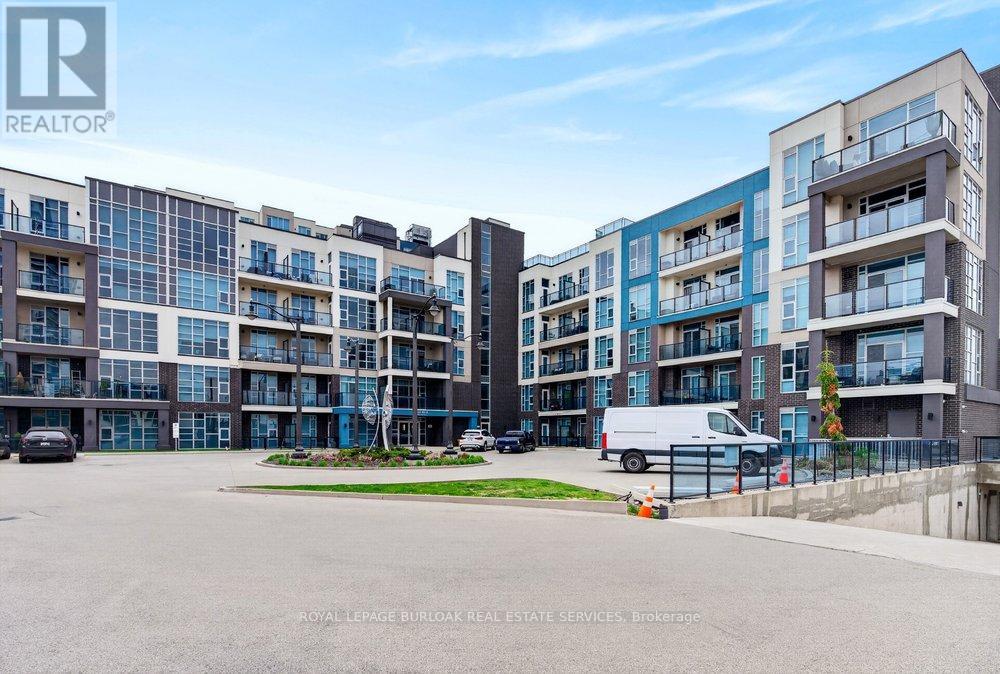 Apartment at 314 - 10 CONCORD PLACE, Grimsby (Grimsby Beach)