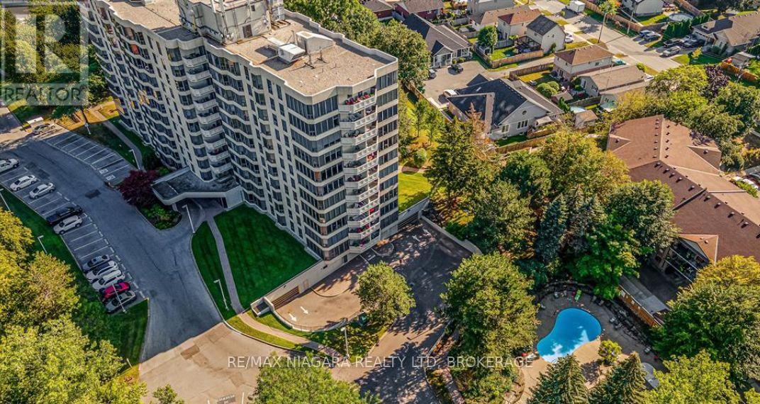 Apartment at 601 - 81 SCOTT STREET, St. Catharines (Lakeport)