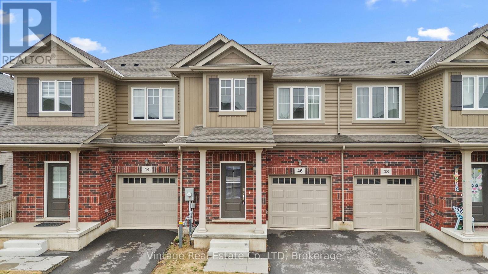 Townhouse at 46 SAMUEL AVENUE, Pelham (Fonthill)