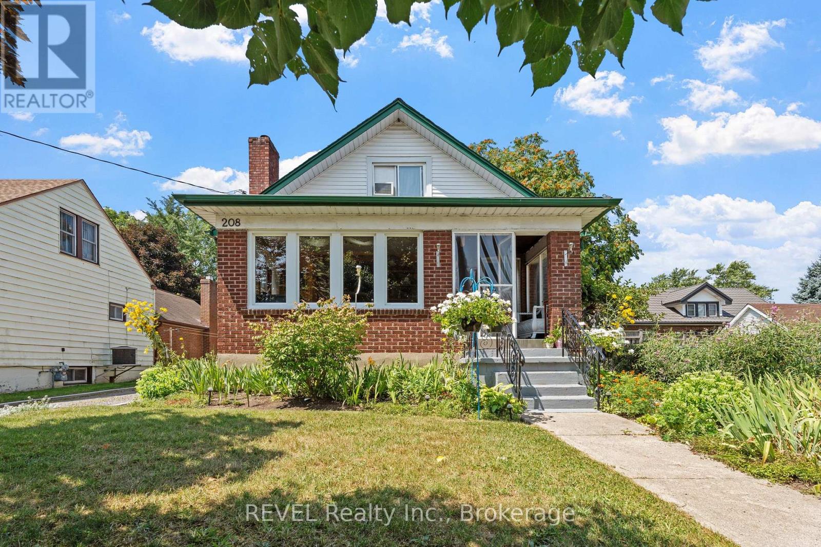 Detached at 208 NORTH STREET, Fort Erie (Central)