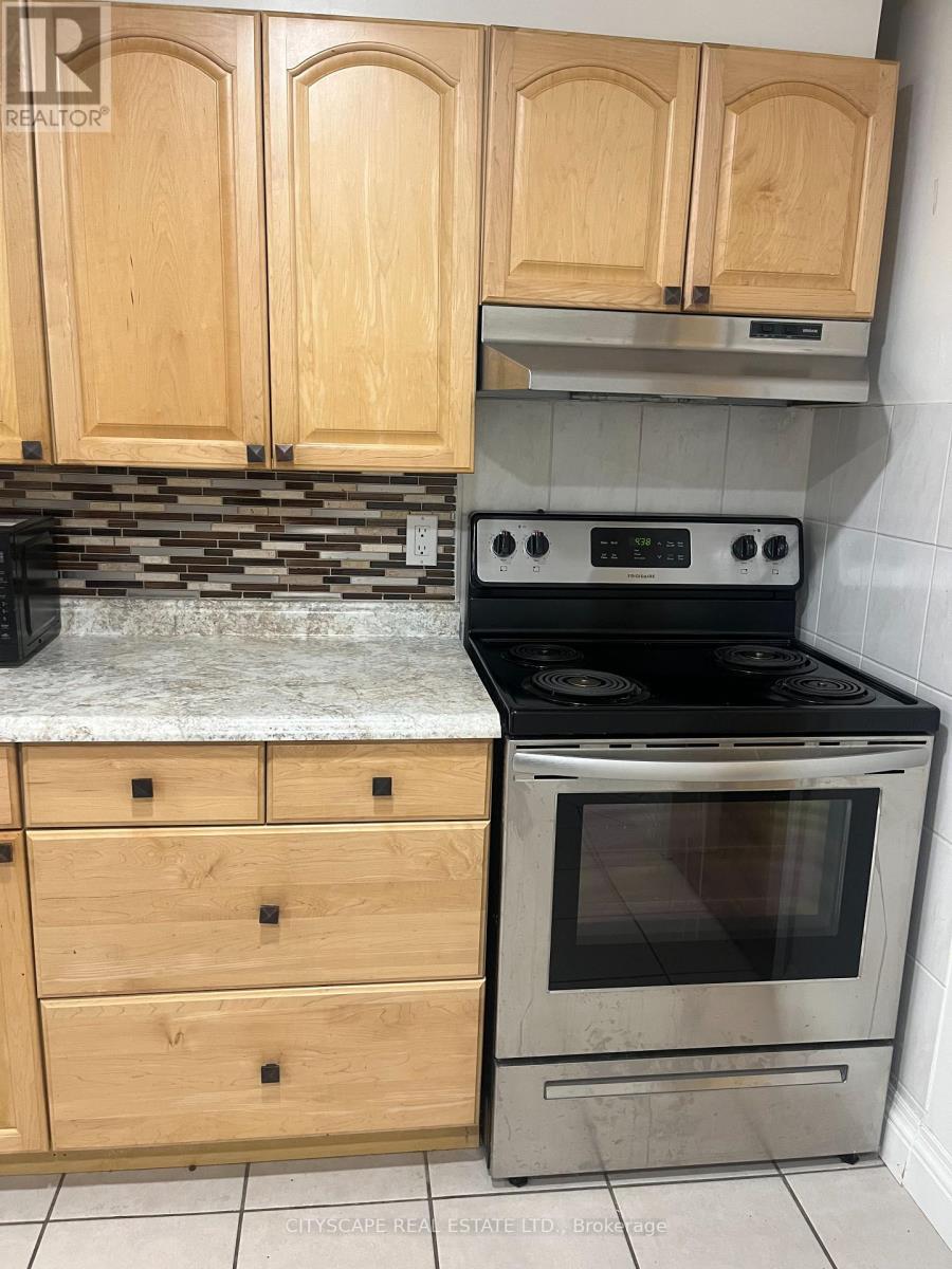Detached at BSMT - 74 CREANONA BOULEVARD, Hamilton