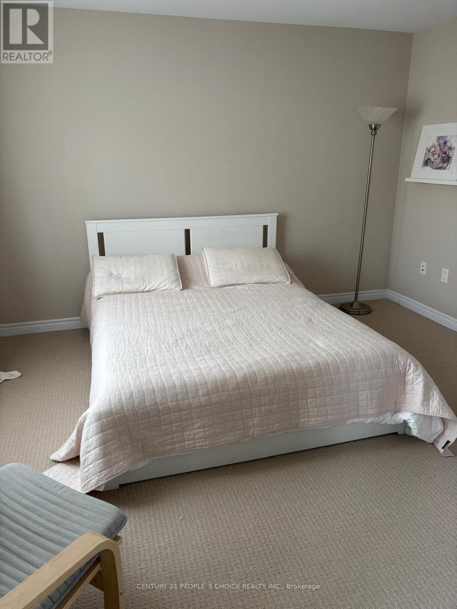 Townhouse at 25 - 45 ROYAL WINTER DRIVE, Hamilton