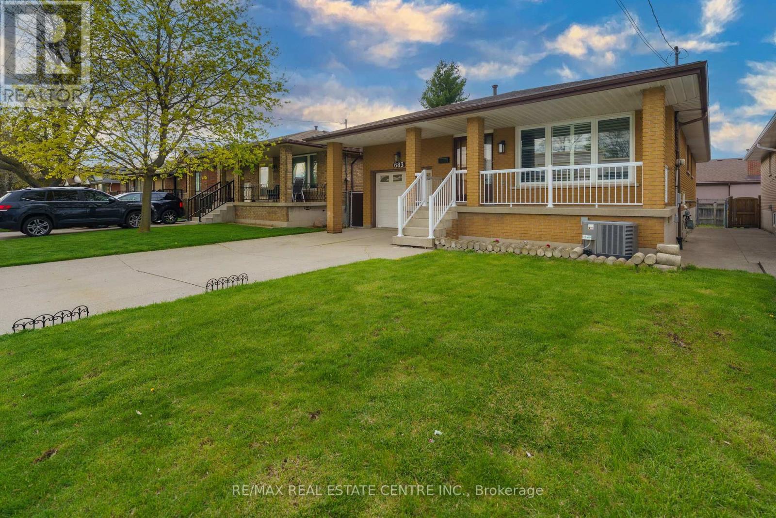 Detached at 683 SEVENTH AVENUE S, Hamilton (Macassa)