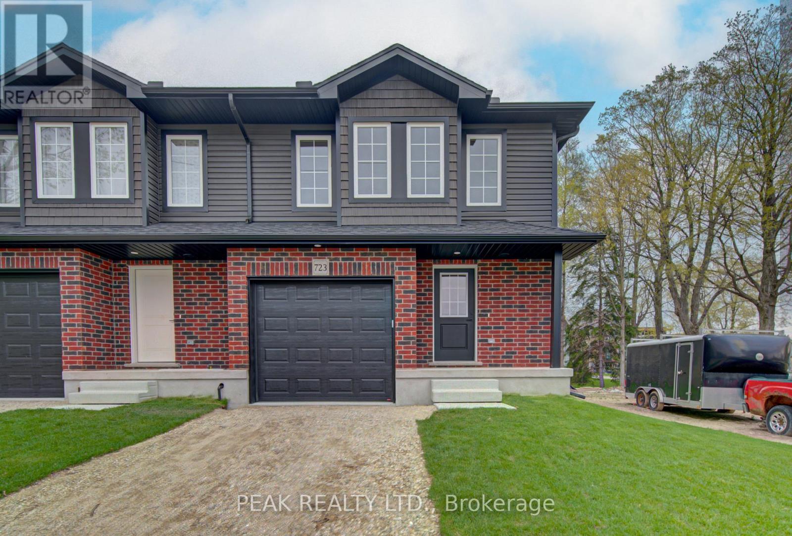 Semi-Detached/Link at 723 ELMA STREET W, North Perth (Listowel)