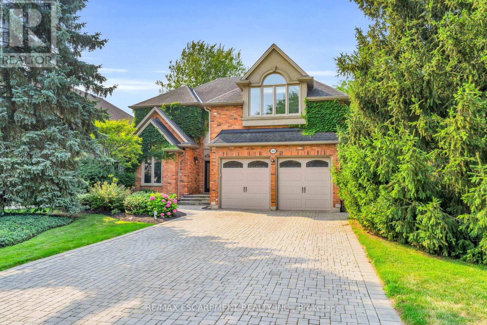 Detached at 484 BUSH DRIVE, Hamilton (Ancaster)