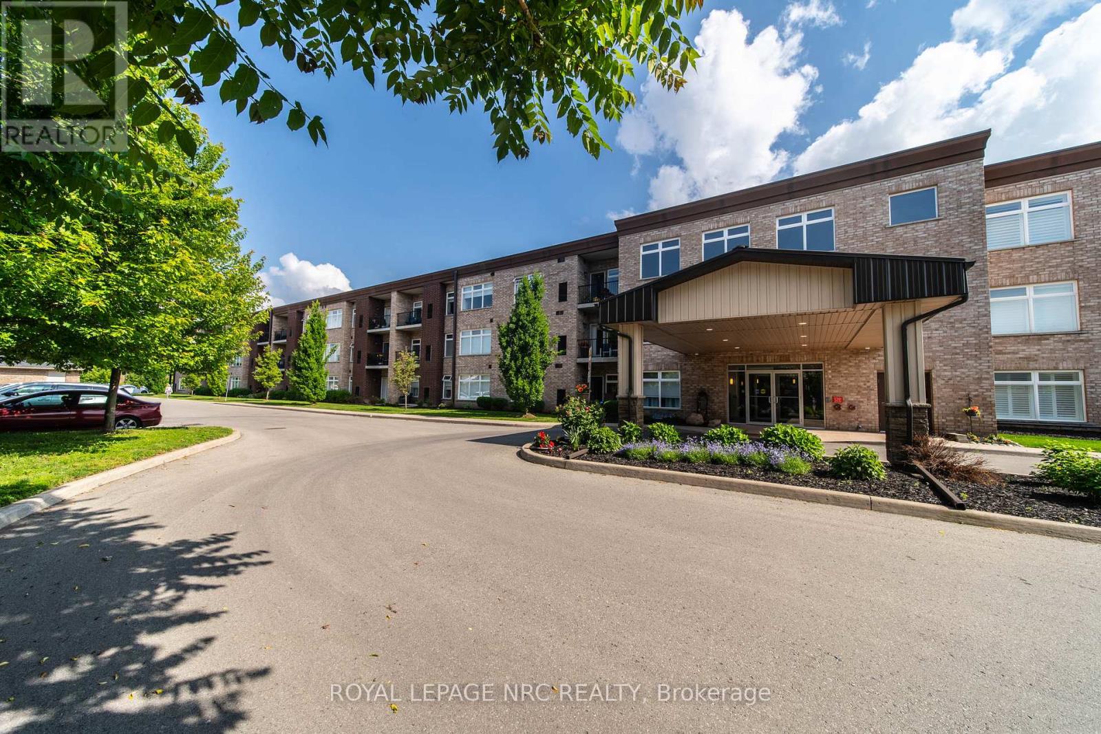 Apartment at 102 - 4644 PETTIT AVENUE, Niagara Falls (Morrison)