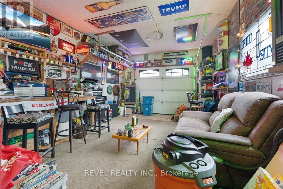 Semi-Detached/Link at 3958 23RD STREET, Lincoln